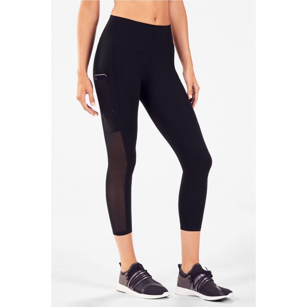 Fabletics Mila High-Waisted Pocket Capri Legging